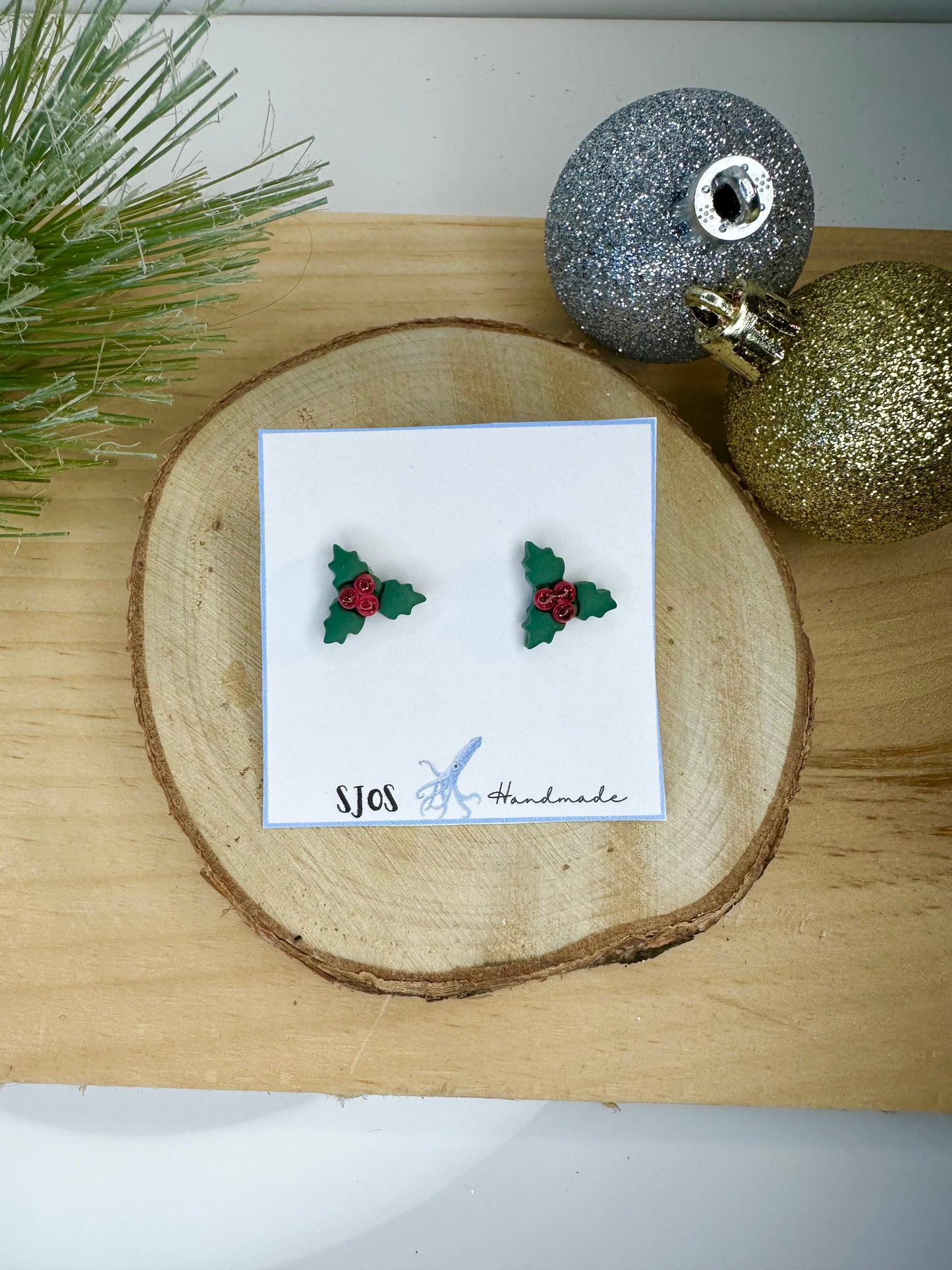Holly Leaf Stud
