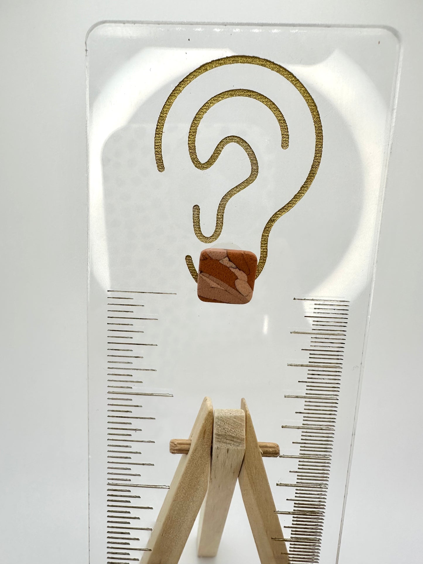 Red Rock marble square stud