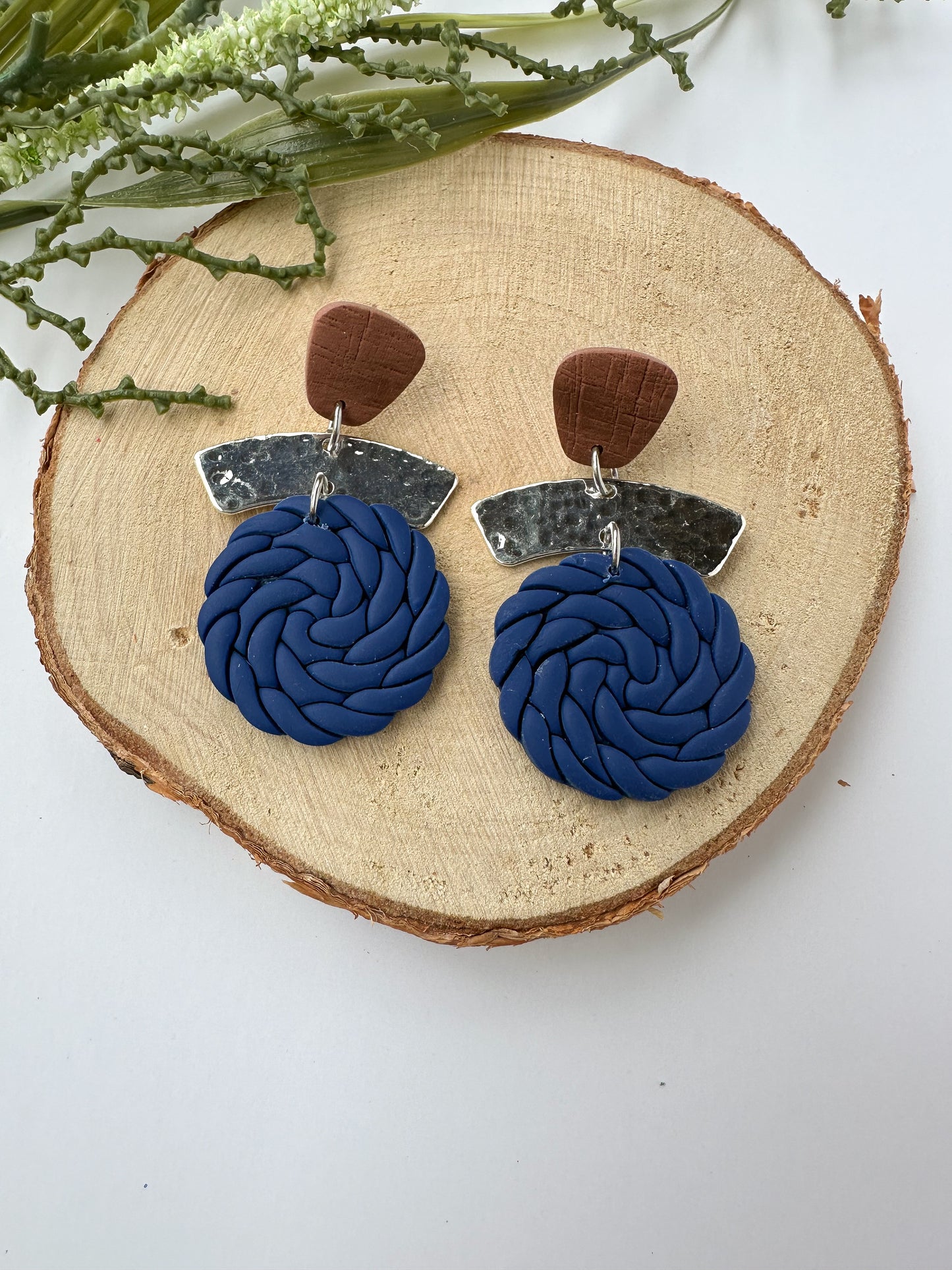 Extruded Rope Dangle