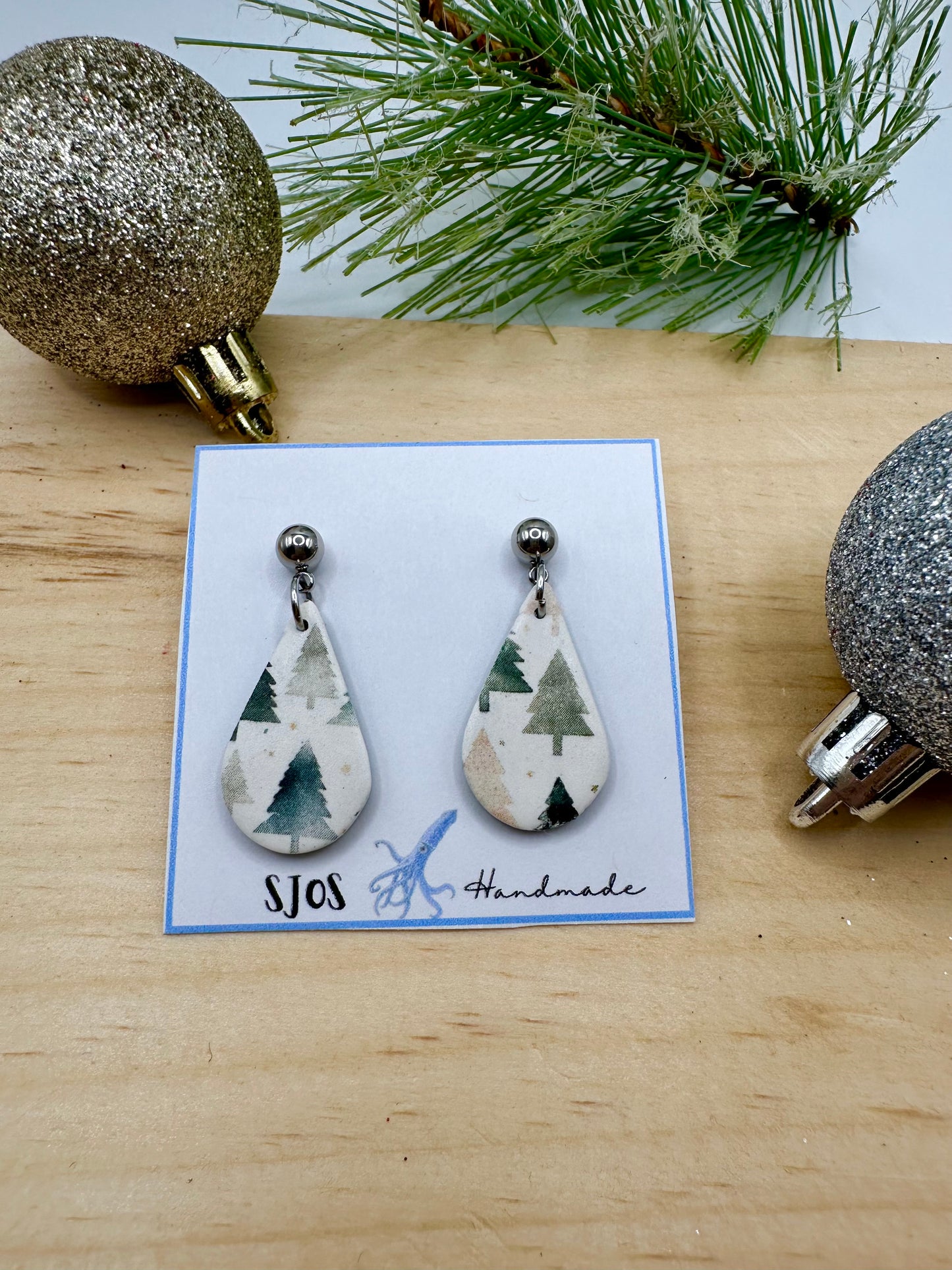 The Anne- Christmas tree