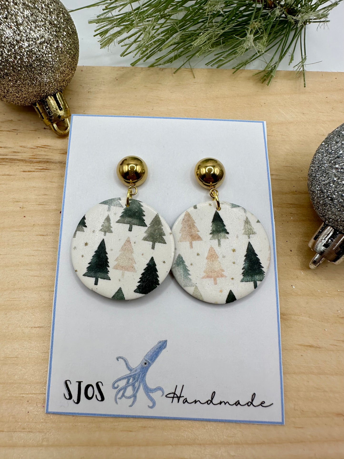 Large Circle Dangle- Holiday