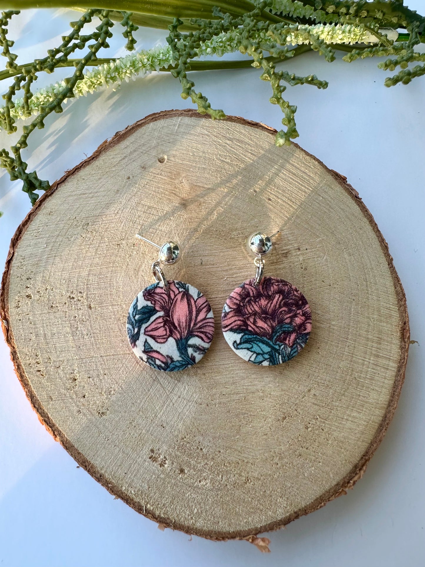 Floral Circle Dangle