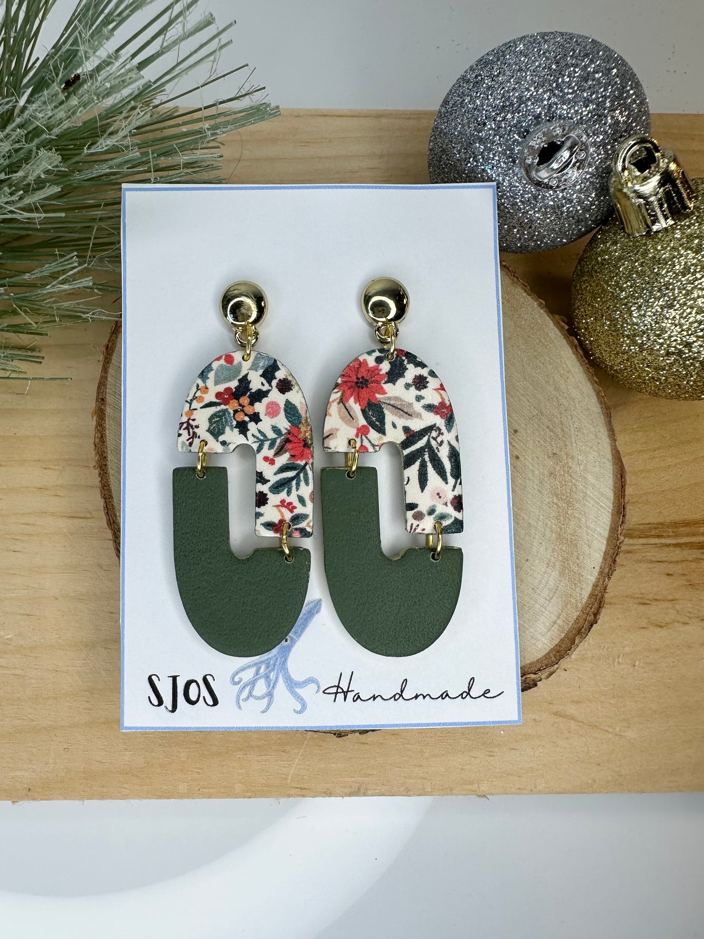 Pill-Shape Holiday Dangle