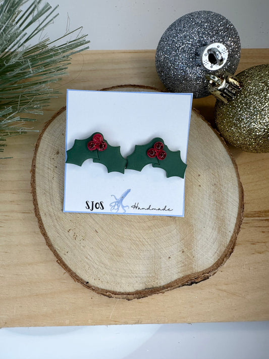 Large Holly Leaf Stud