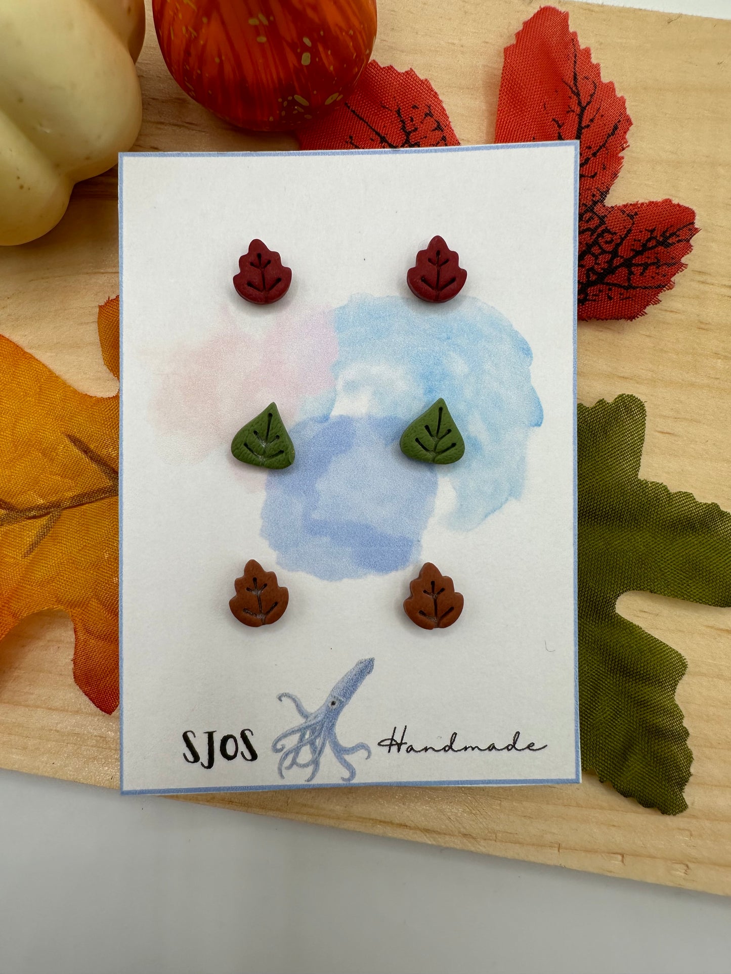 Mini 3 Leaf Stud Pack A