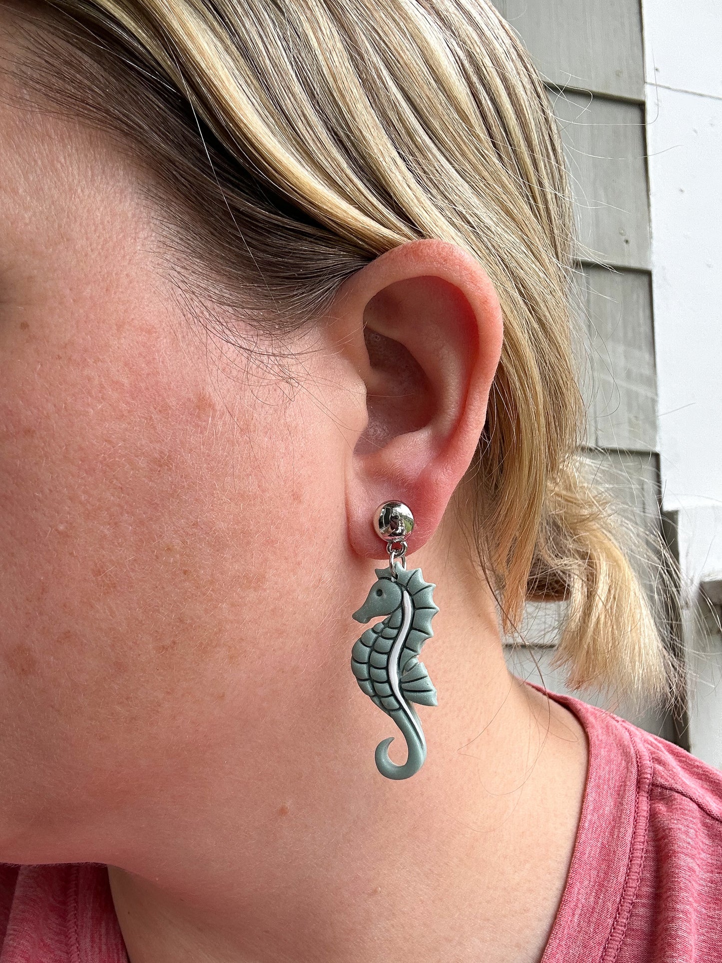 Seahorse Dangle